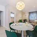 Apartment 9
