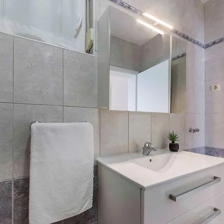 Apartament 9